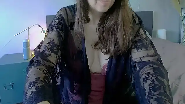Ella Next Door online show from 01/31/25, 08:11
