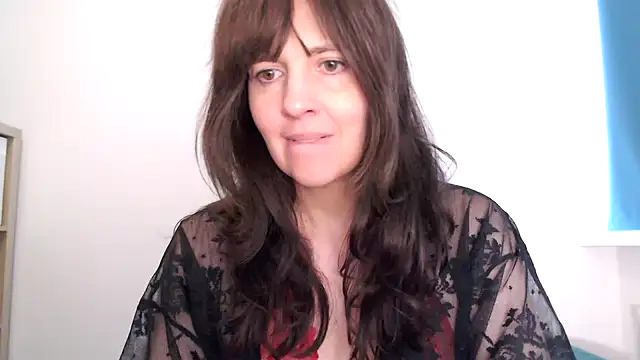 Snapshot of Ella_Next_Door chatting on 02/23/26, 12:13 Ella Next Door online show from 02/23/26, 12:13