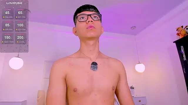 CodyTwink online show from 07/04/26, 02:56