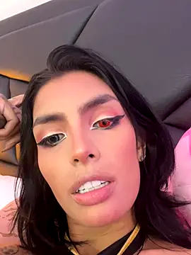 Snapshot of DeuxGold chatting on 10/16/25, 04:02 DeuxGold online show from 10/16/25, 04:02