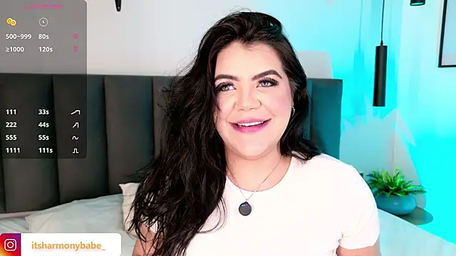 Snapshot of Harmonybabe_ chatting on 12/04/25, 08:17 Harmonybabe online show from 12/04/25, 08:17