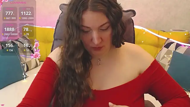 Snapshot of Nataly_cute chatting on 02/14/25, 08:37 Nataly cute online show from 02/14/25, 08:37