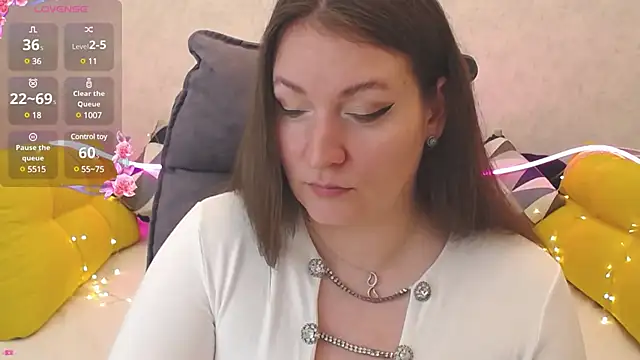 Snapshot of Nataly_cute chatting on 02/28/25, 07:56 Nataly cute online show from 02/28/25, 07:56