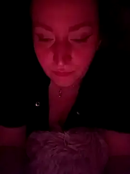 Snapshot of Nataly_cute chatting on 11/13/25, 08:08 Nataly cute online show from 11/13/25, 08:08