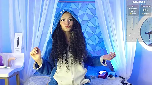 Snapshot of mapelove chatting on 01/29/25, 05:02 mapelove online show from 01/29/25, 05:02