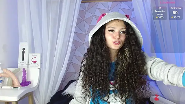 Snapshot of mapelove chatting on 02/07/25, 09:48 mapelove online show from 02/07/25, 09:48