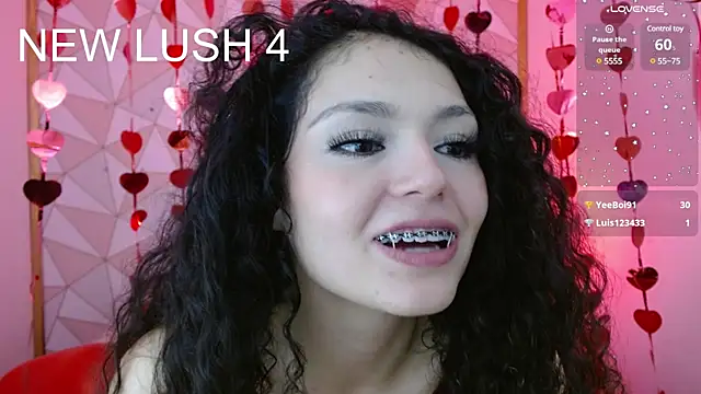 Snapshot of mapelove chatting on 02/17/25, 05:43 mapelove online show from 02/17/25, 05:43