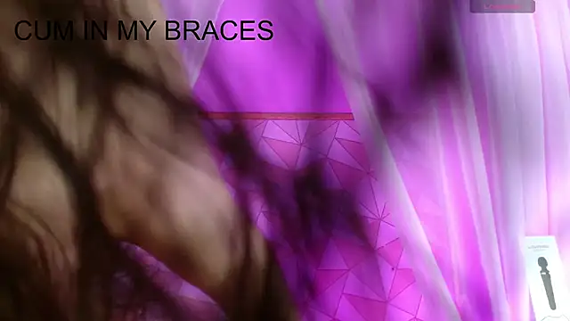 Snapshot of mapelove chatting on 02/22/25, 02:41 mapelove online show from 02/22/25, 02:41