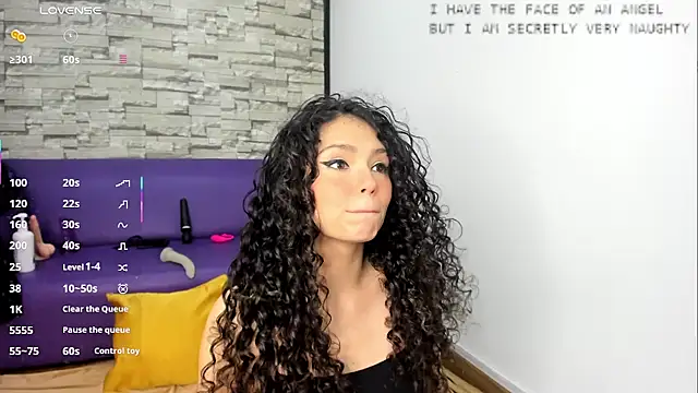 Snapshot of mapelove chatting on 09/30/25, 02:11 mapelove online show from 09/30/25, 02:11