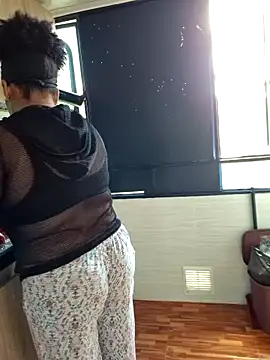 Selket11 online show from 10/02/25, 04:03