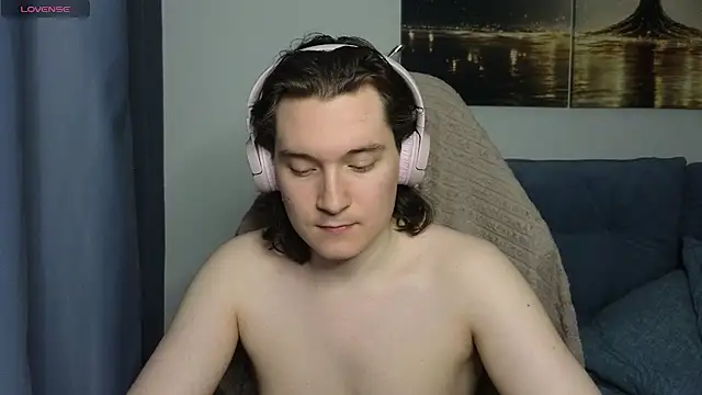 MoreRealAlex online show from 07/10/26, 12:52