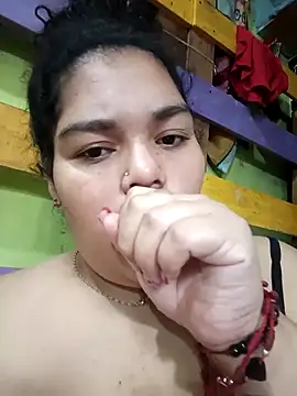 Snapshot of Paola16_6 chatting on 04/18/26, 06:56 Paola16 6 online show from 04/18/26, 06:56