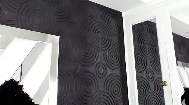 ambermartin  online show from 12/27/24, 10:26