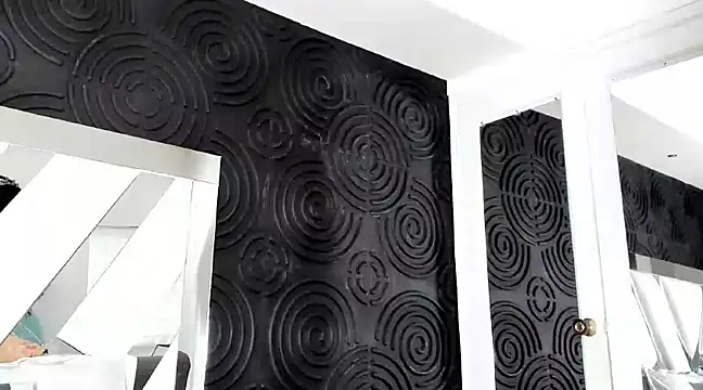 ambermartin  online show from 02/24/25, 10:47