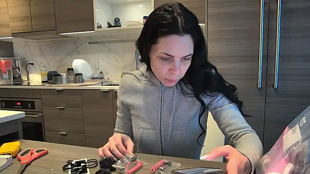 NattyFierros online show from 01/04/25, 09:31