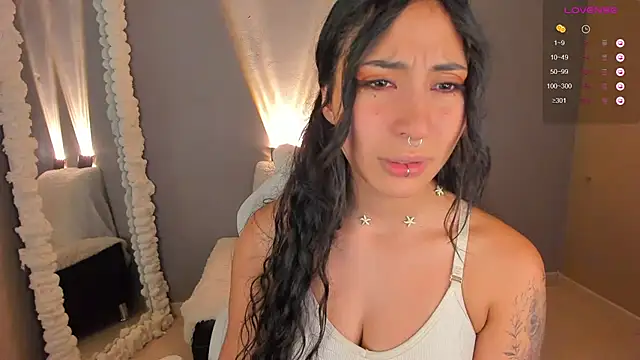 amber curly online show from 12/06/24, 09:13