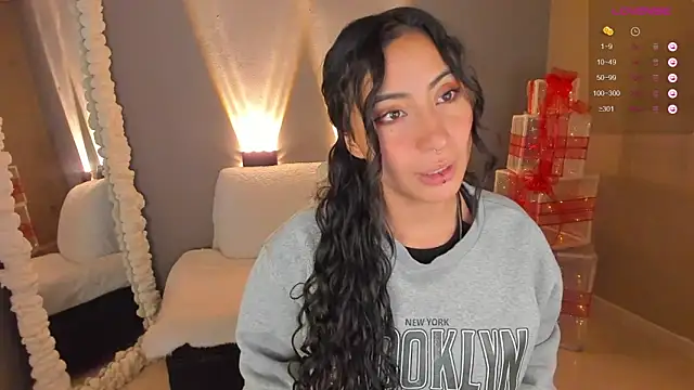 amber curly online show from 12/29/24, 04:19