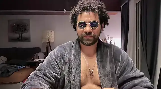 RoyalPharaoh online show from 02/10/25, 04:25