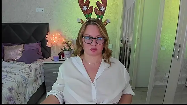TwinklingStar  online show from 12/25/24, 07:13