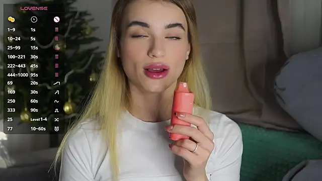 Snapshot of JodyBlow chatting on 12/15/24, 06:59 JodyBlow online show from 12/15/24, 06:59