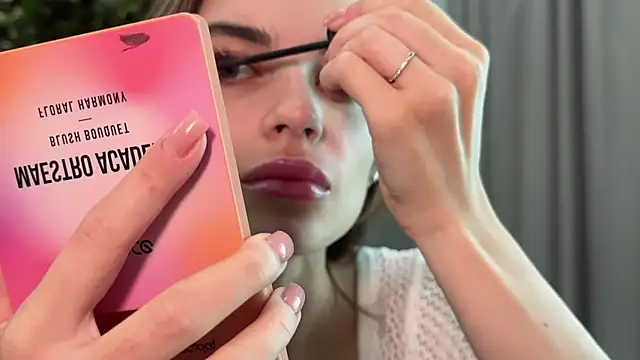 Snapshot of JodyBlow chatting on 09/29/25, 09:14 JodyBlow online show from 09/29/25, 09:14