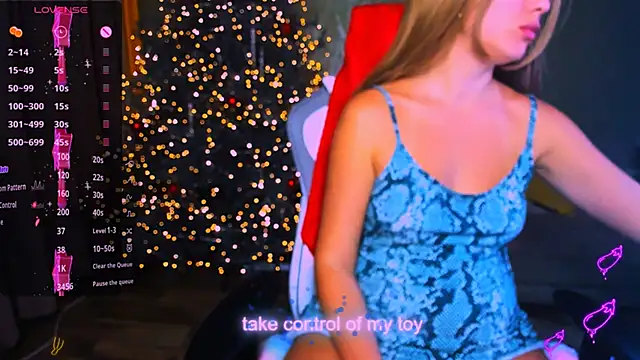 ReggieMeow online show from 12/27/24, 11:28