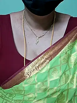 ananya956 online show from 02/17/25, 07:42