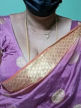 ananya956 online show from 02/18/25, 07:52