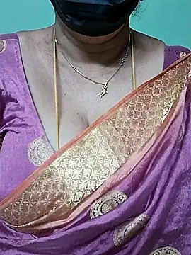 ananya956 online show from 02/18/25, 11:52