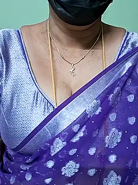 ananya956 online show from 02/19/25, 03:05