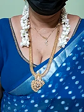 ananya956 online show from 03/06/25, 06:52