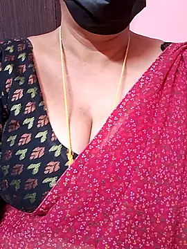 Snapshot of ananya956 chatting on 09/23/25, 06:38 ananya956 online show from 09/23/25, 06:38