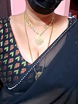 Snapshot of ananya956 chatting on 10/10/25, 11:48 ananya956 online show from 10/10/25, 11:48