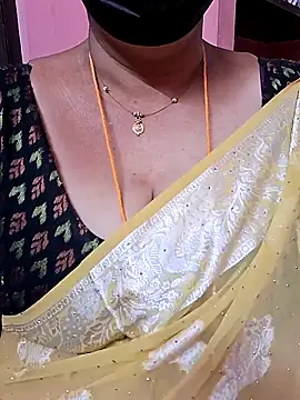 Snapshot of ananya956 chatting on 10/31/25, 11:11 ananya956 online show from 10/31/25, 11:11