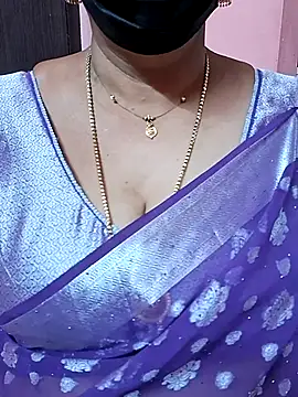 Snapshot of ananya956 chatting on 11/02/25, 04:31 ananya956 online show from 11/02/25, 04:31