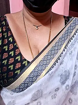 Snapshot of ananya956 chatting on 11/11/25, 11:16 ananya956 online show from 11/11/25, 11:16