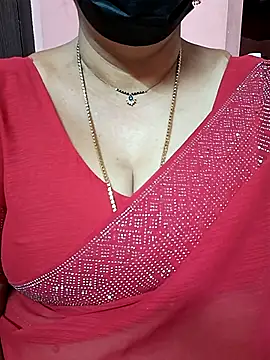 Snapshot of ananya956 chatting on 11/21/25, 09:24 ananya956 online show from 11/21/25, 09:24