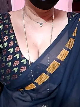 Snapshot of ananya956 chatting on 11/22/25, 10:36 ananya956 online show from 11/22/25, 10:36