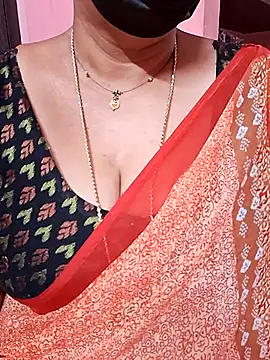 Snapshot of ananya956 chatting on 11/26/25, 12:55 ananya956 online show from 11/26/25, 12:55