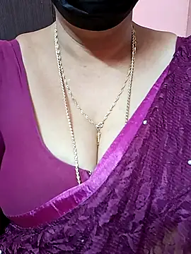 Snapshot of ananya956 chatting on 12/15/25, 07:01 ananya956 online show from 12/15/25, 07:01