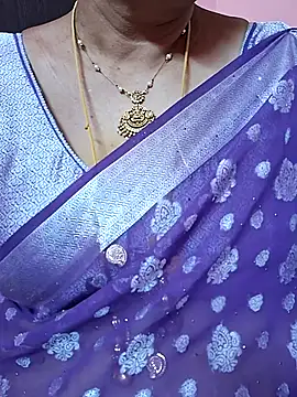 ananya956 online show from 07/29/26, 04:21