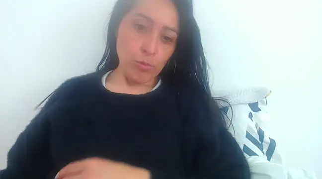naughthyany16 online show from 12/13/24, 06:16