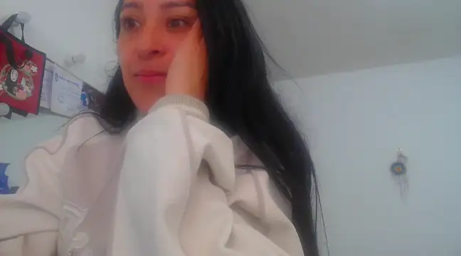naughthyany16 online show from 12/23/24, 12:08