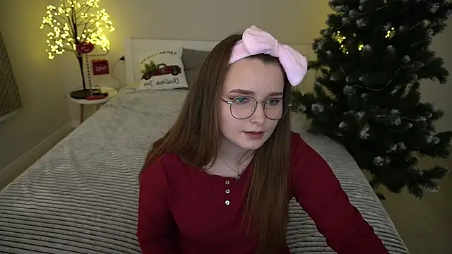 MagicPeachh  online show from 12/09/24, 02:17