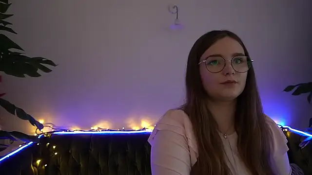 MagicPeachh  online show from 12/16/24, 09:03