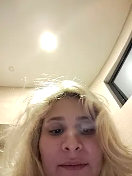 Ramona Flower online show from 09/14/25, 02:11