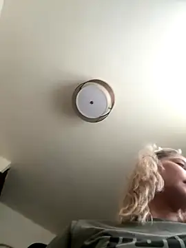 Ramona Flower online show from 10/16/25, 07:04