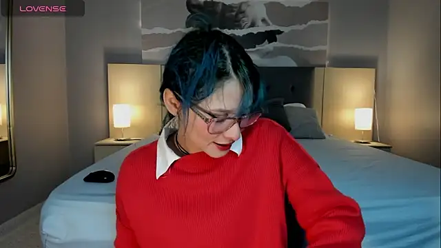 Snapshot of Ramona_Flower chatting on 12/22/25, 02:19 Ramona Flower online show from 12/22/25, 02:19