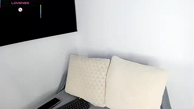 CamiiLovers online show from 05/19/26, 10:21