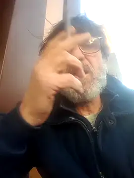 felice66 online show from 12/31/24, 02:47